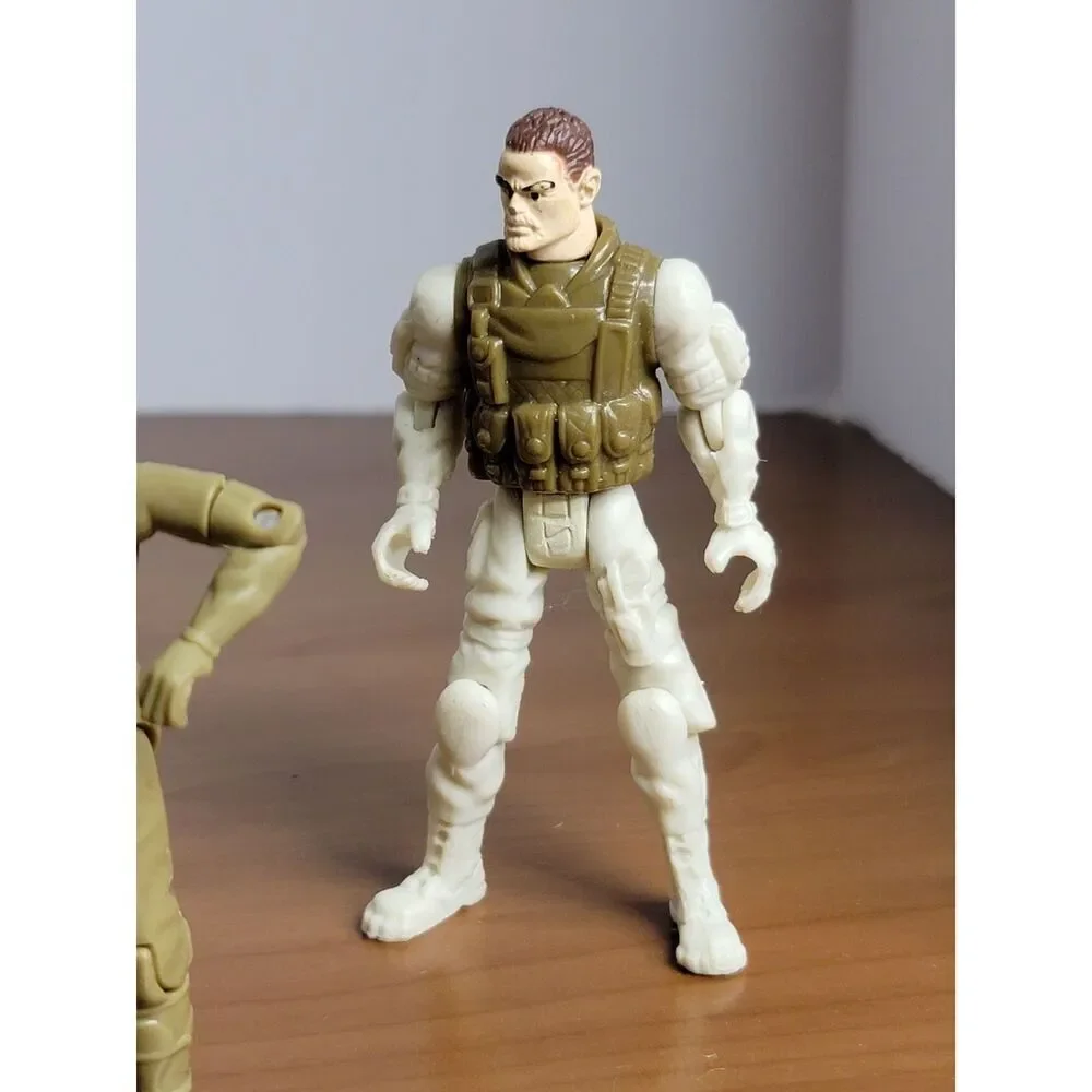 Action Figure Lot #A35